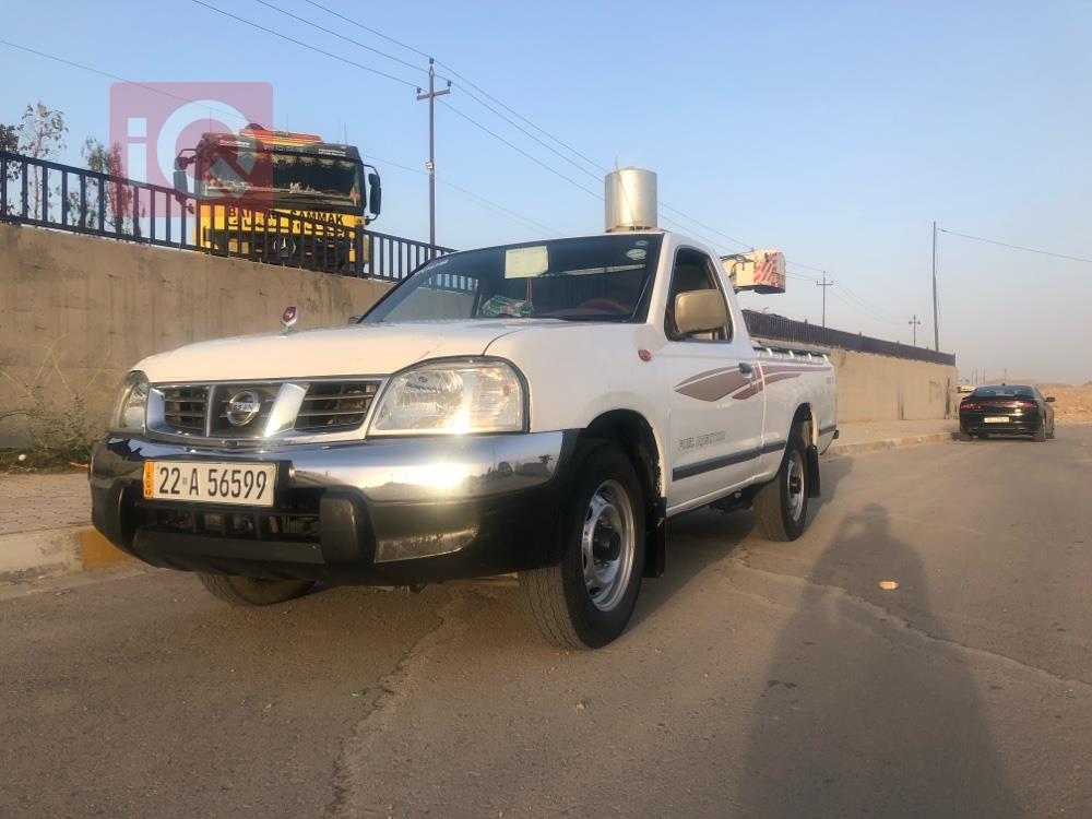 نيسان بيك اب
